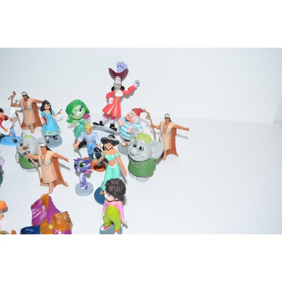 Great Lot Of Disney etc.. Figures Cake toppers toys playset replacements - Picture 6 of 12